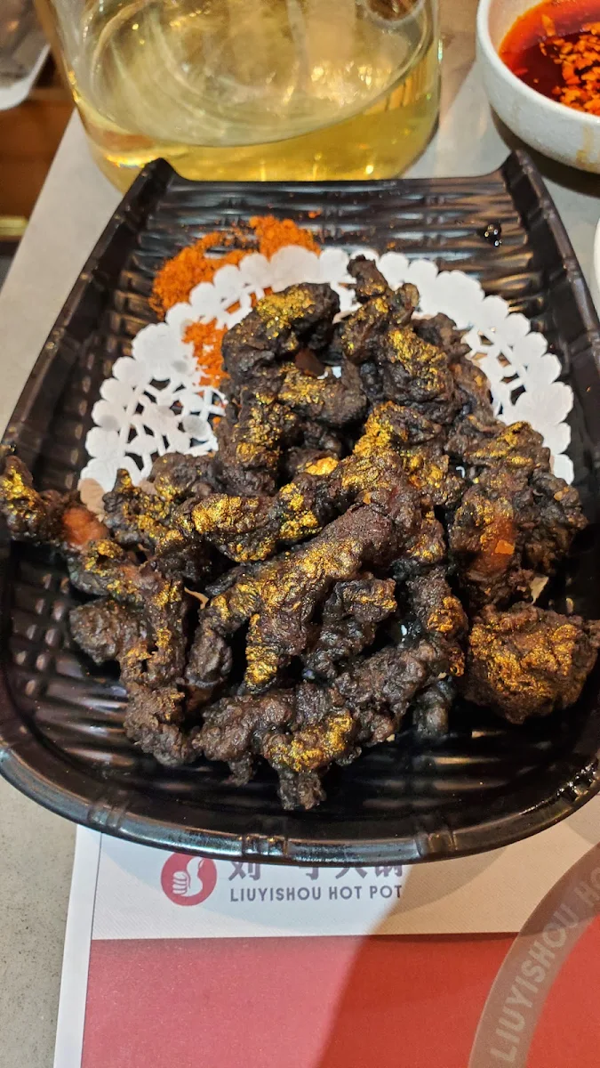 黑金酥肉